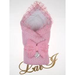 Демисезонный вязаный конверт-одеяло с кружевом Сказка Розовый в роддом на выписку новорожденной девочке